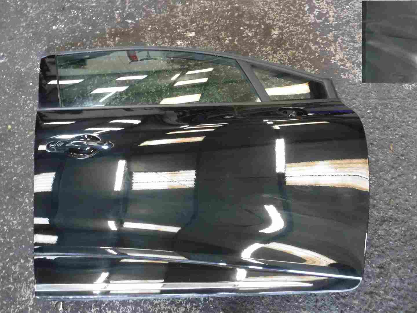 Renault Clio MK4 2013-2019 Drivers OSF Front Door Black 676