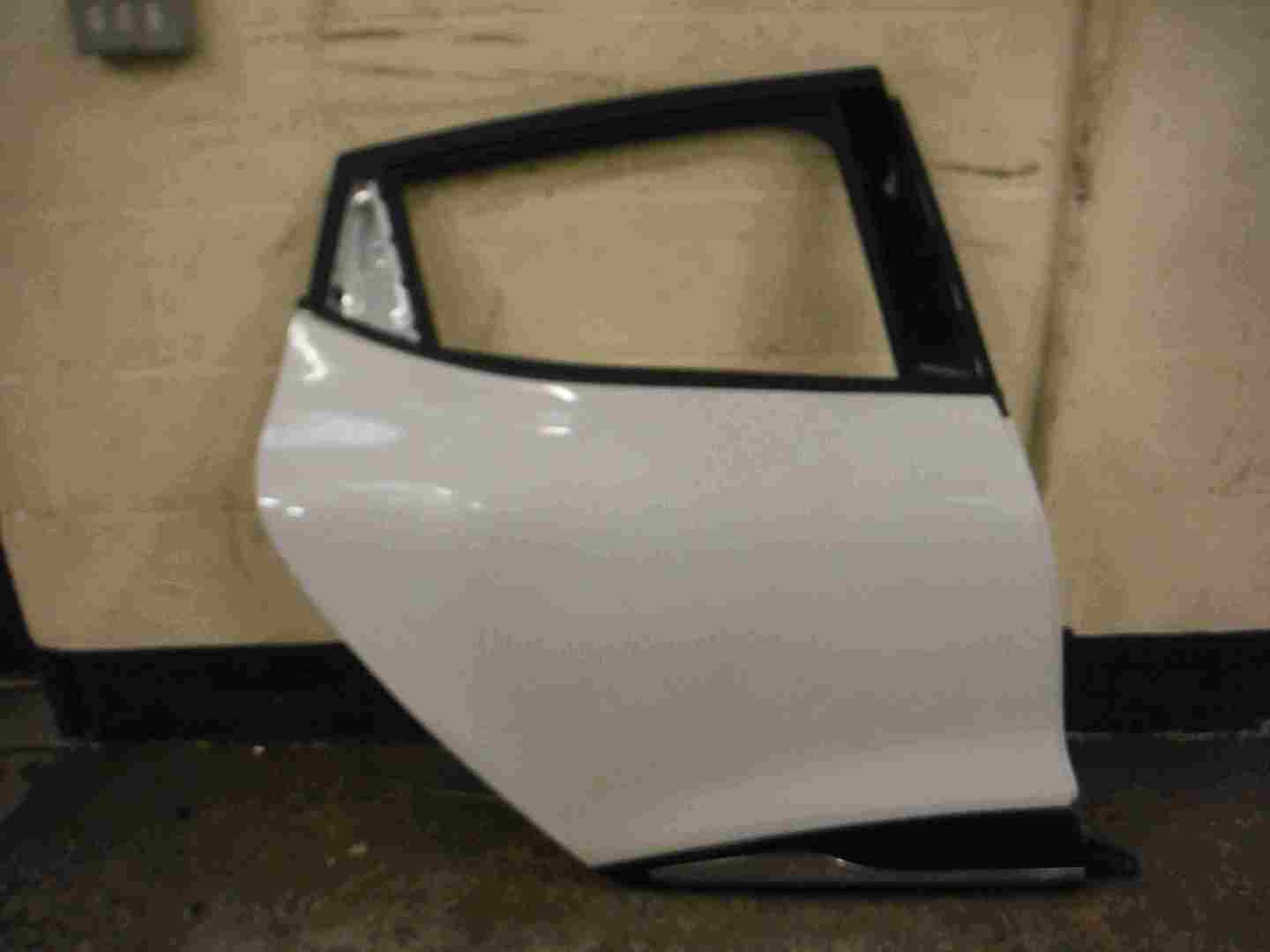 Renault Clio MK4 2013-2019 Drivers OSR Rear Door White Ov369