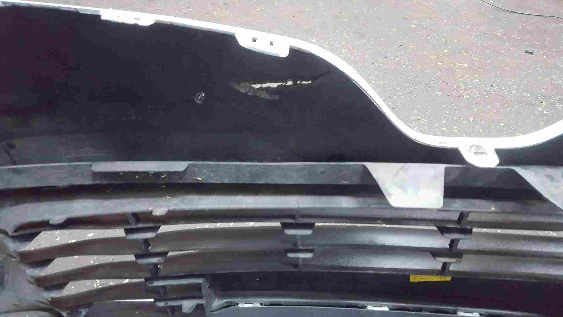 Thumb 6 Renault Clio MK4 2013-2019 Front Bumper White Ov369 Damaged