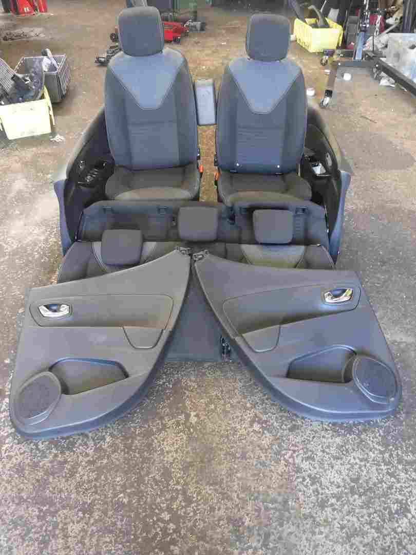 Renault Clio MK4 2013-2019 Full Interior Set Seats Chairs Rear Bench Door Cards