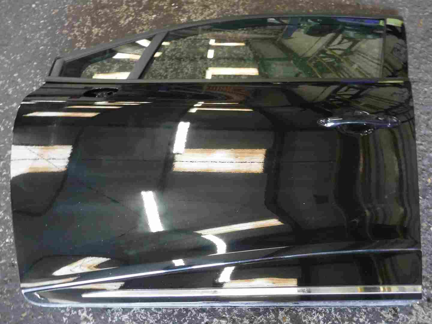 Renault Clio MK4 2013-2019 Passenger NSF Front Door Black 676
