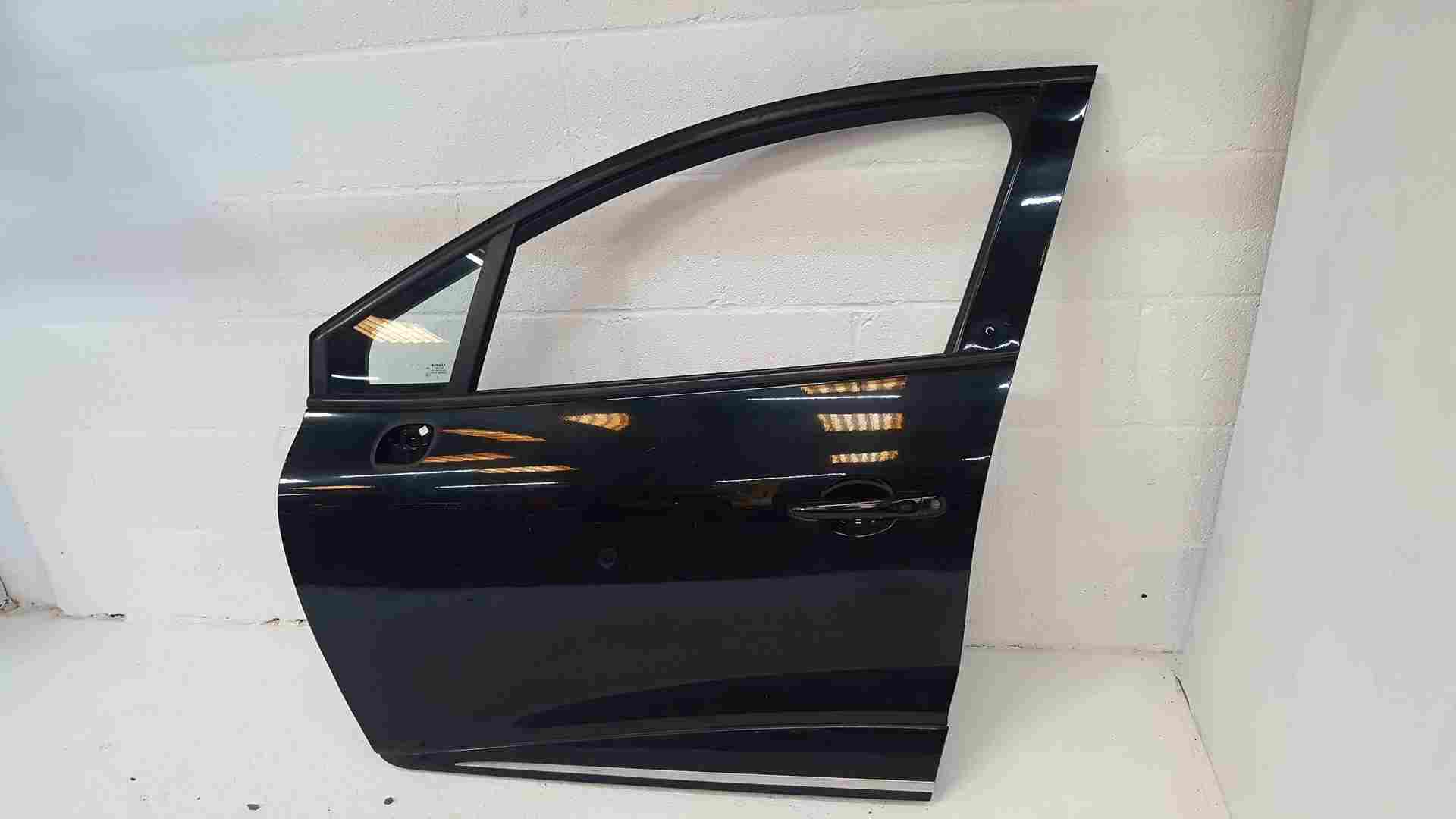 Thumb 7 Renault Clio MK4 2013-2019 Passenger NSF Front Door Black Tegne CPD