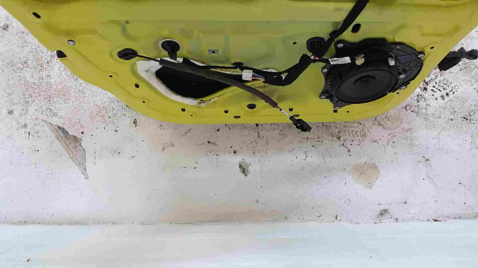 Thumb 5 Renault Clio MK4 2013-2019 Passenger NSF Front Door Yellow Ovenw