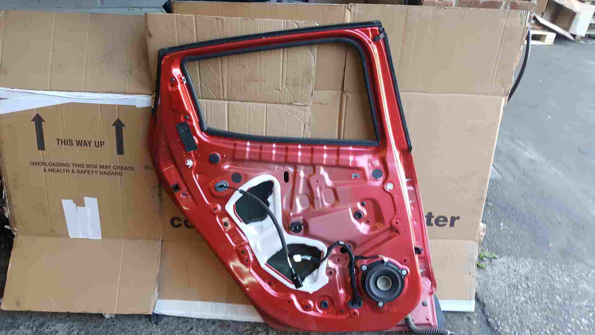 Thumb 5 Renault Clio MK4 2013-2019 Passenger NSR Rear Door RED Tennp 5Door 