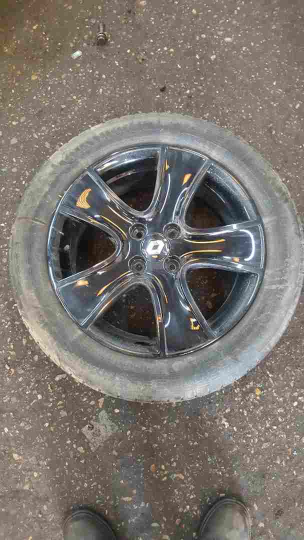 Thumb 2 Renault Clio MK4 2013-2019 Passion Alloy Wheel + Tyre 195 55 16 5Mm Black 4/5
