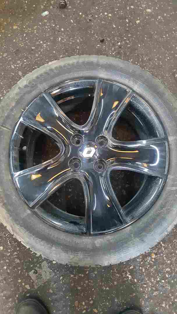 Thumb 3 Renault Clio MK4 2013-2019 Passion Alloy Wheel + Tyre 195 55 16 5Mm Black 4/5