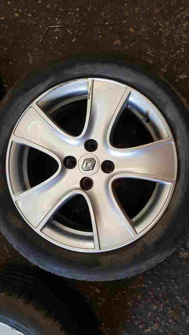 Thumb 3 Renault Clio MK4 2013-2019 Passion Alloy Wheel 4/5 Good Condition 