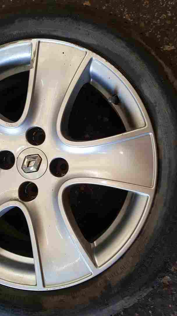 Thumb 5 Renault Clio MK4 2013-2019 Passion Alloy Wheel 4/5 Good Condition 