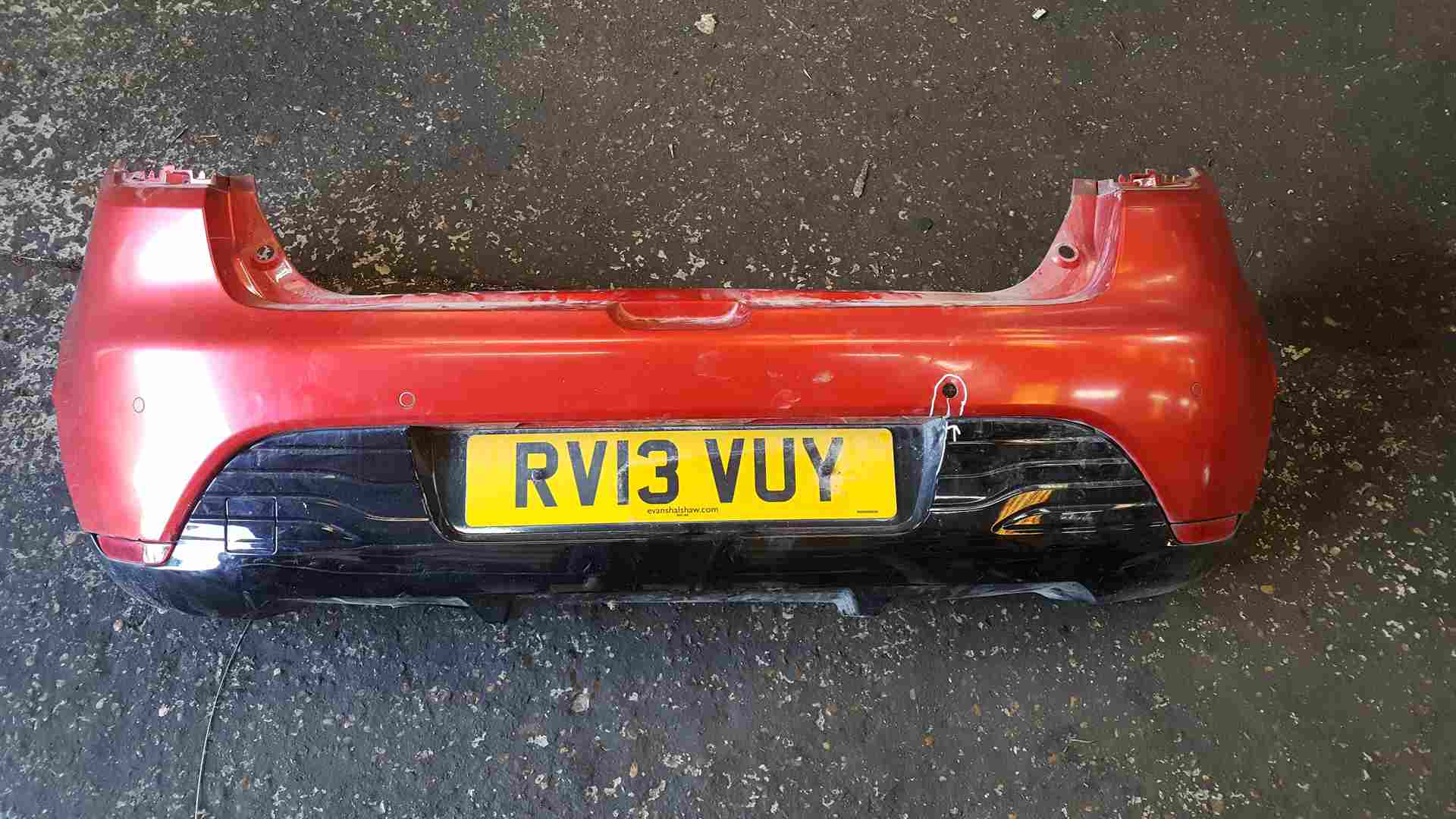 Thumb 2 Renault Clio MK4 2013-2019 Rear Bumper RED Tennp + Reversing Sensors see photos
