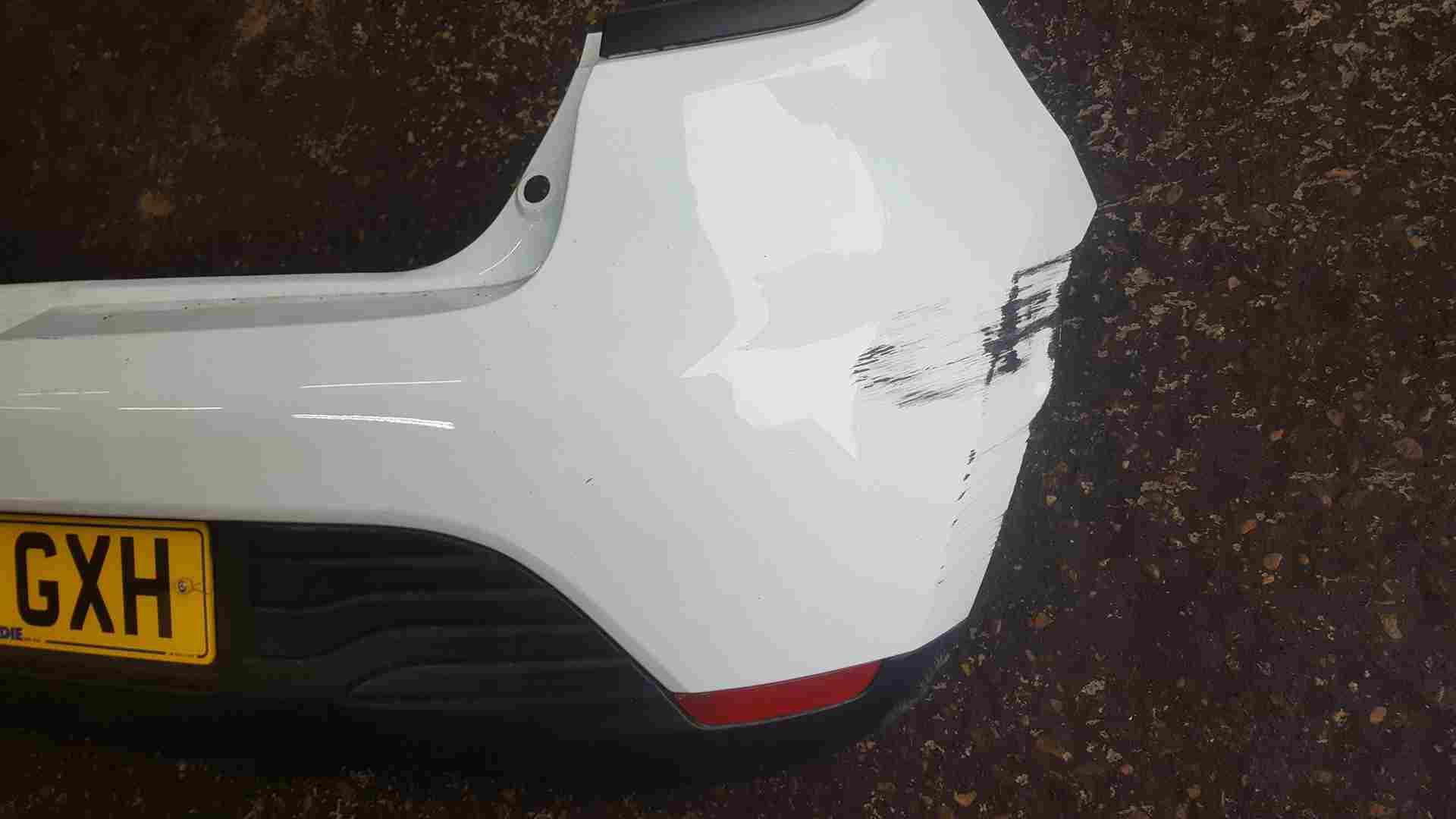 Thumb 7 Renault Clio MK4 2013-2019 Rear Bumper White Ov369