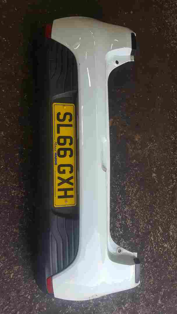 Thumb 2 Renault Clio MK4 2013-2019 Rear Bumper White Ov369