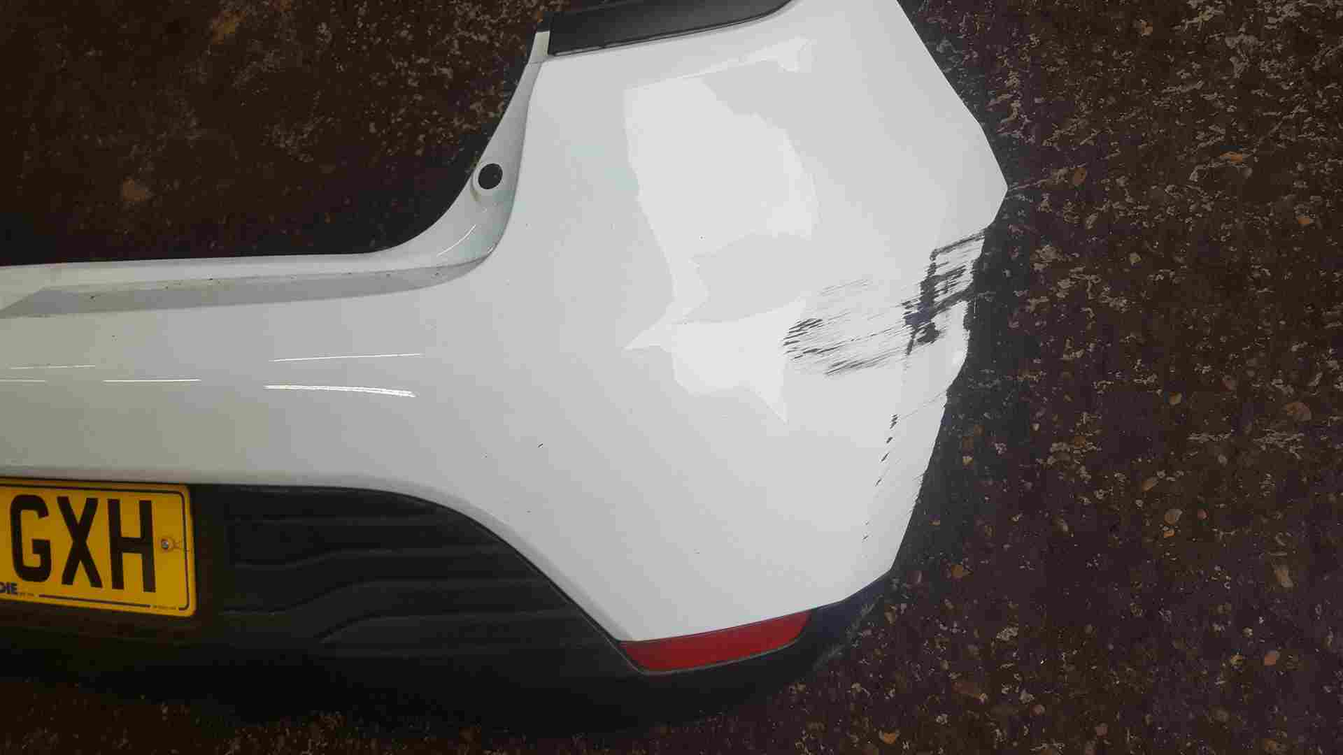Thumb 6 Renault Clio MK4 2013-2019 Rear Bumper White Ov369