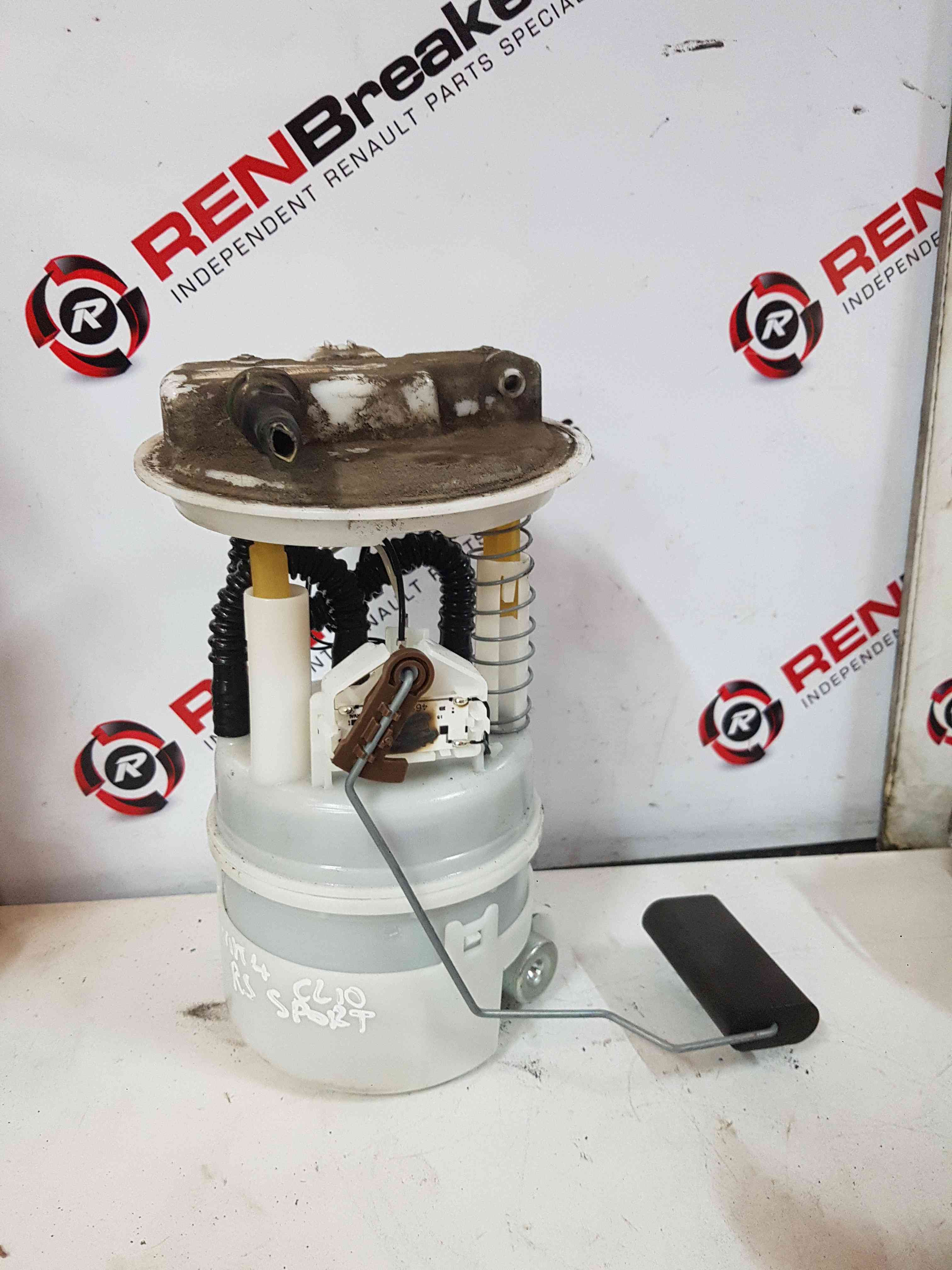 Thumb 3 Renault Clio MK4 2013-2016 1.2 16V Petrol Fuel Sender Unit 