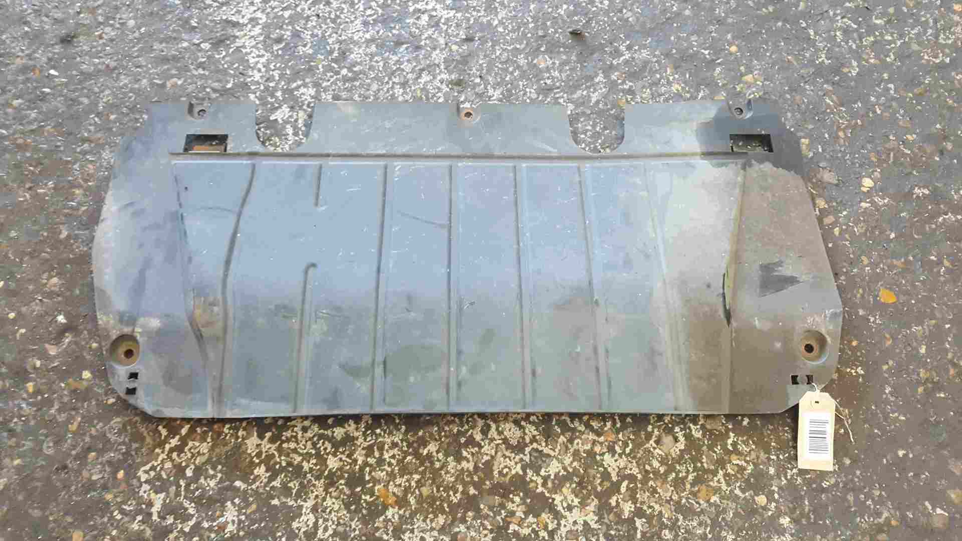 Thumb 4 Renault Clio MK4 2013-2019 1.2 Engine Under Tray Guard 8200520829