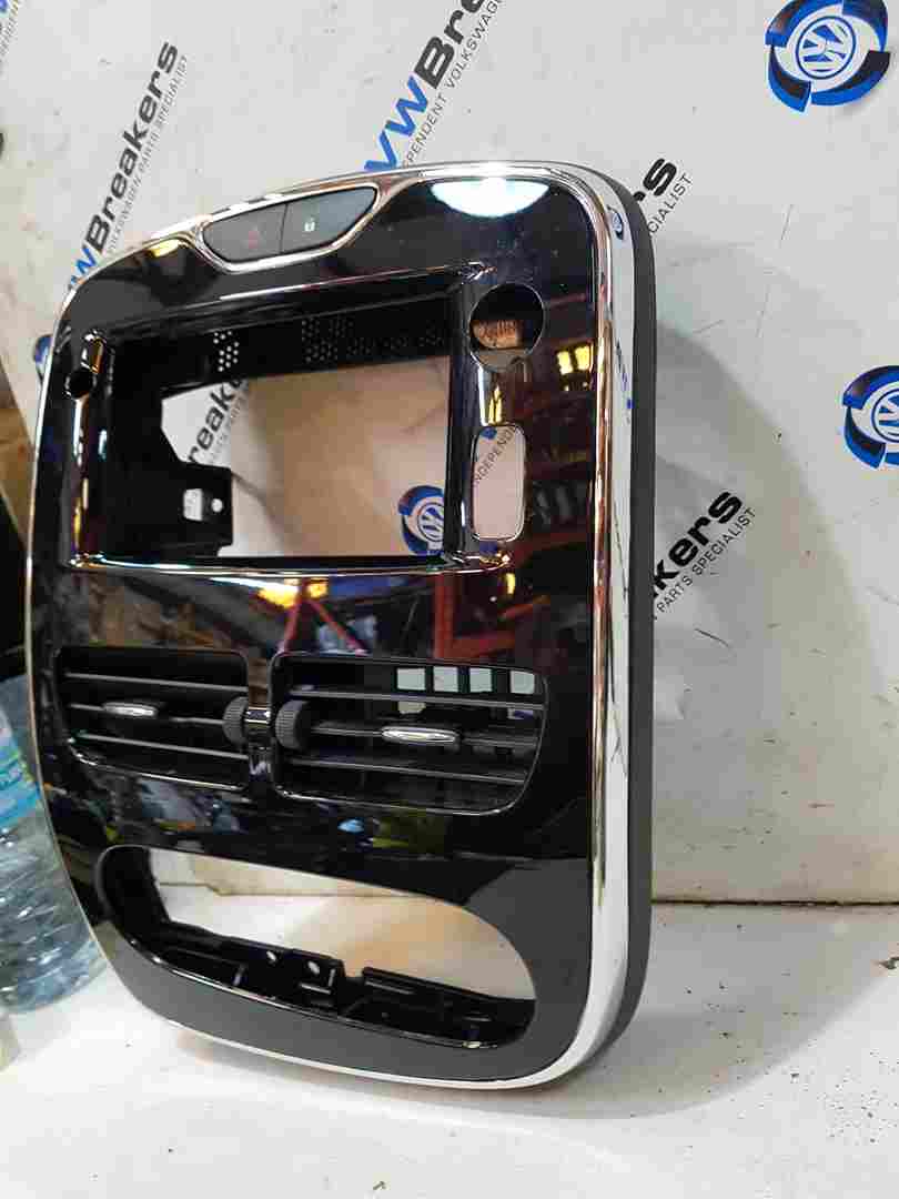 Thumb 3 Renault Clio MK4 2013-2016 Centre Dashboard Heater Display Surround Chrome Black