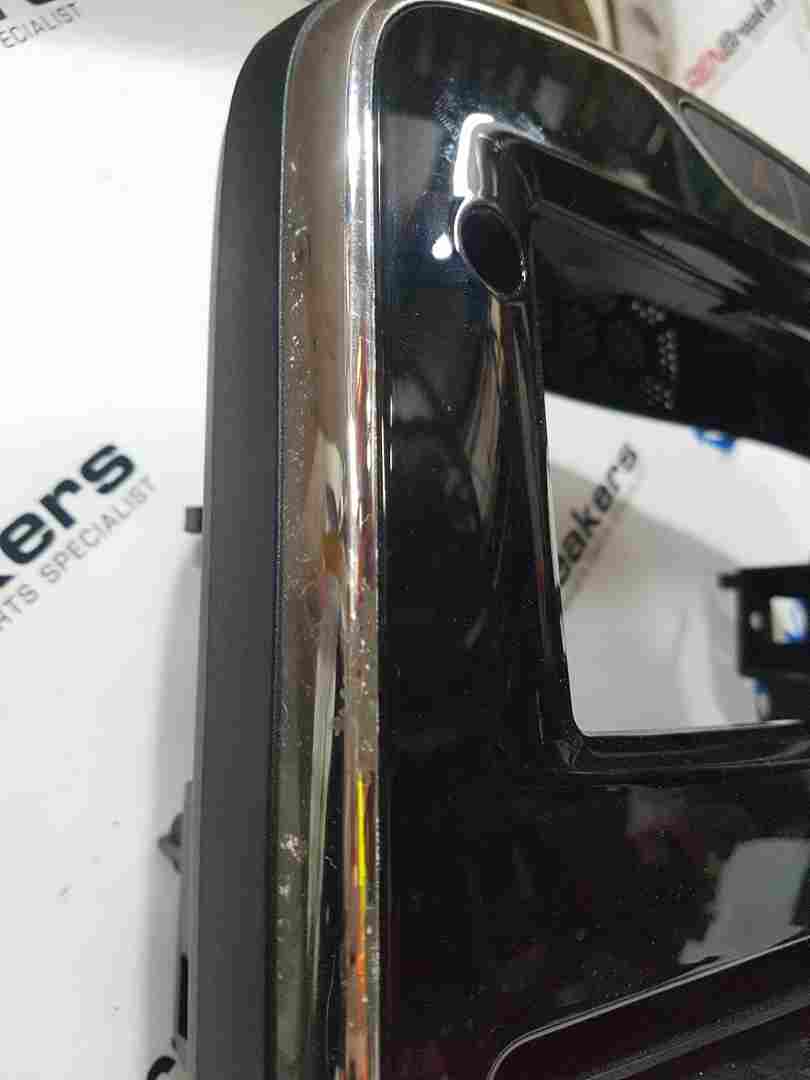 Thumb 3 Renault Clio MK4 2013-2016 Centre Dashboard Heater Display Surround Chrome Black