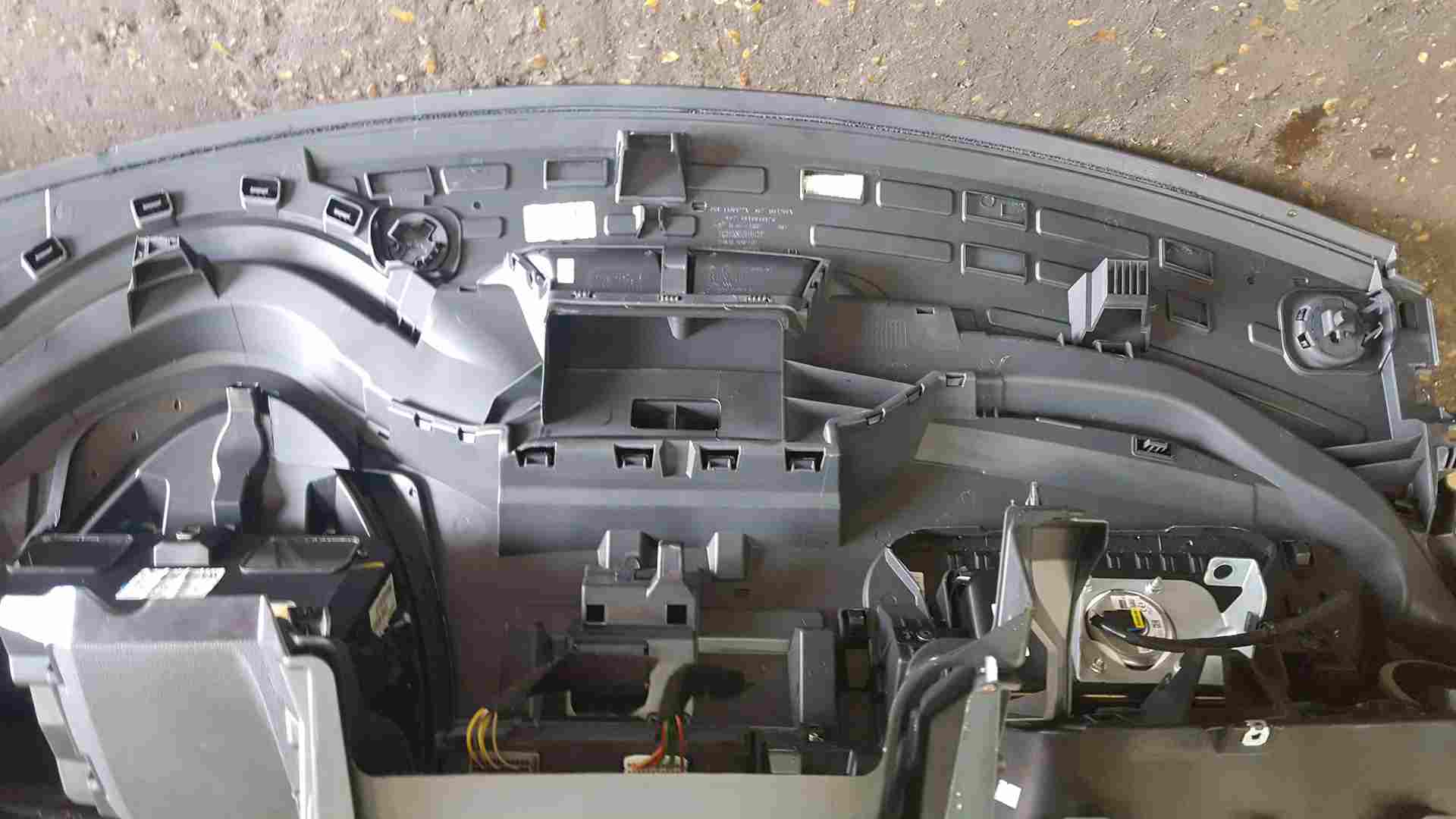 Thumb 4 Renault Clio MK4 2013-2016 Dashboard + Passenger Airbag 985258554R 081001012R