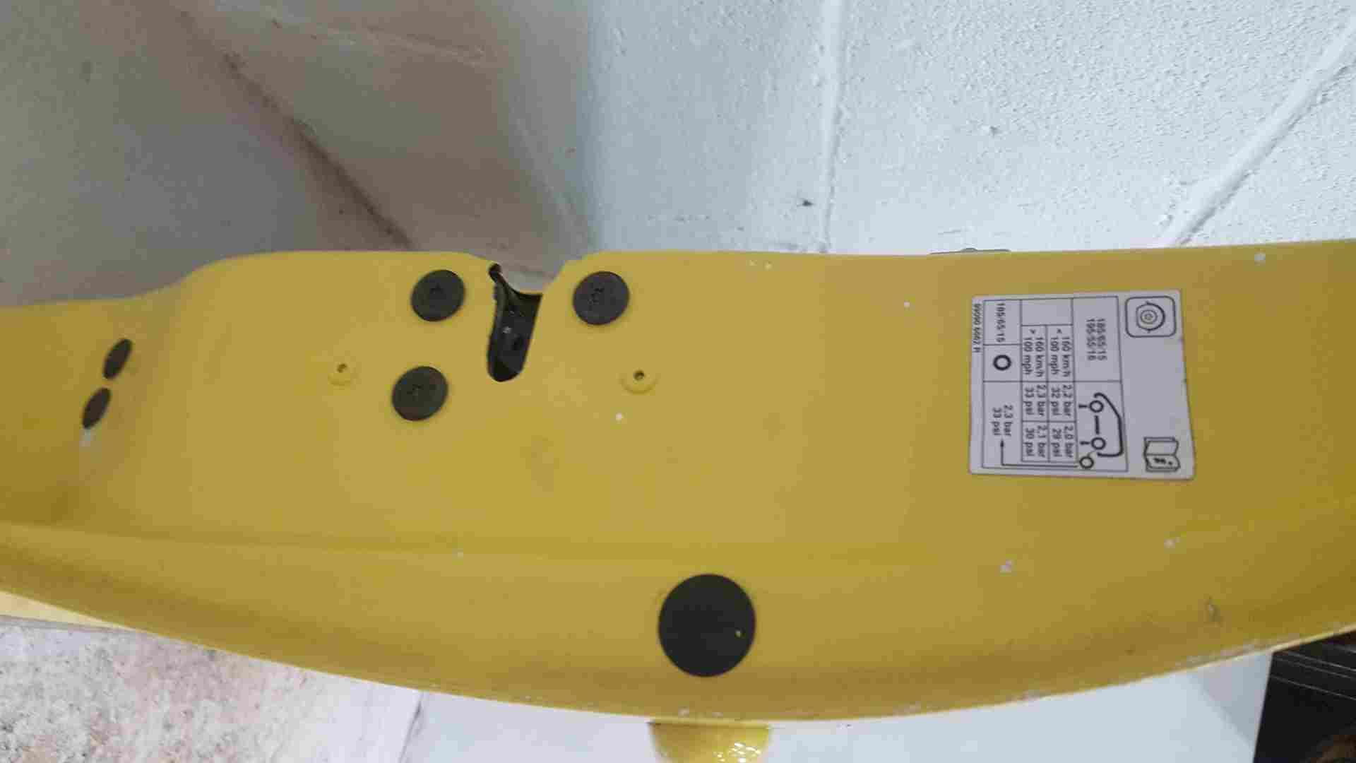 Thumb 9 Renault Clio MK4 2013-2019 Drivers OSF Front Door Yellow Ovenw