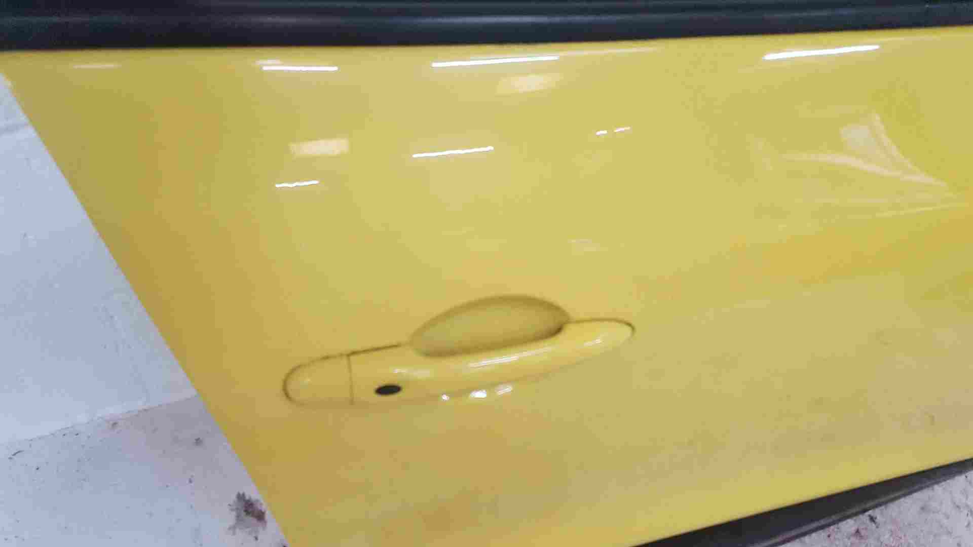 Thumb 10 Renault Clio MK4 2013-2019 Drivers OSF Front Door Yellow Ovenw