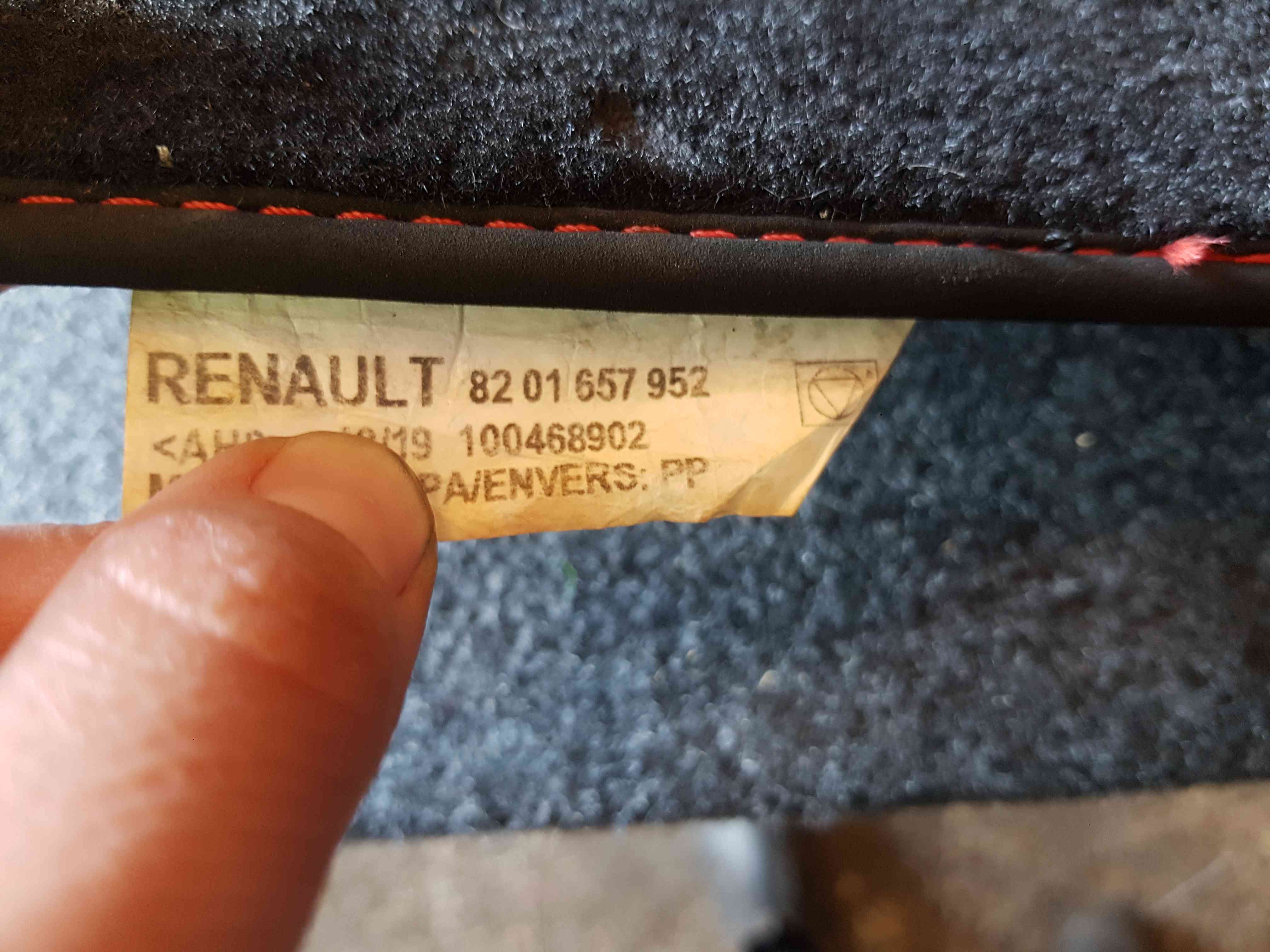 Thumb 6 Renault Clio MK4 2013-2016 Floor Carpet Mats Front Driver Passenger WORN