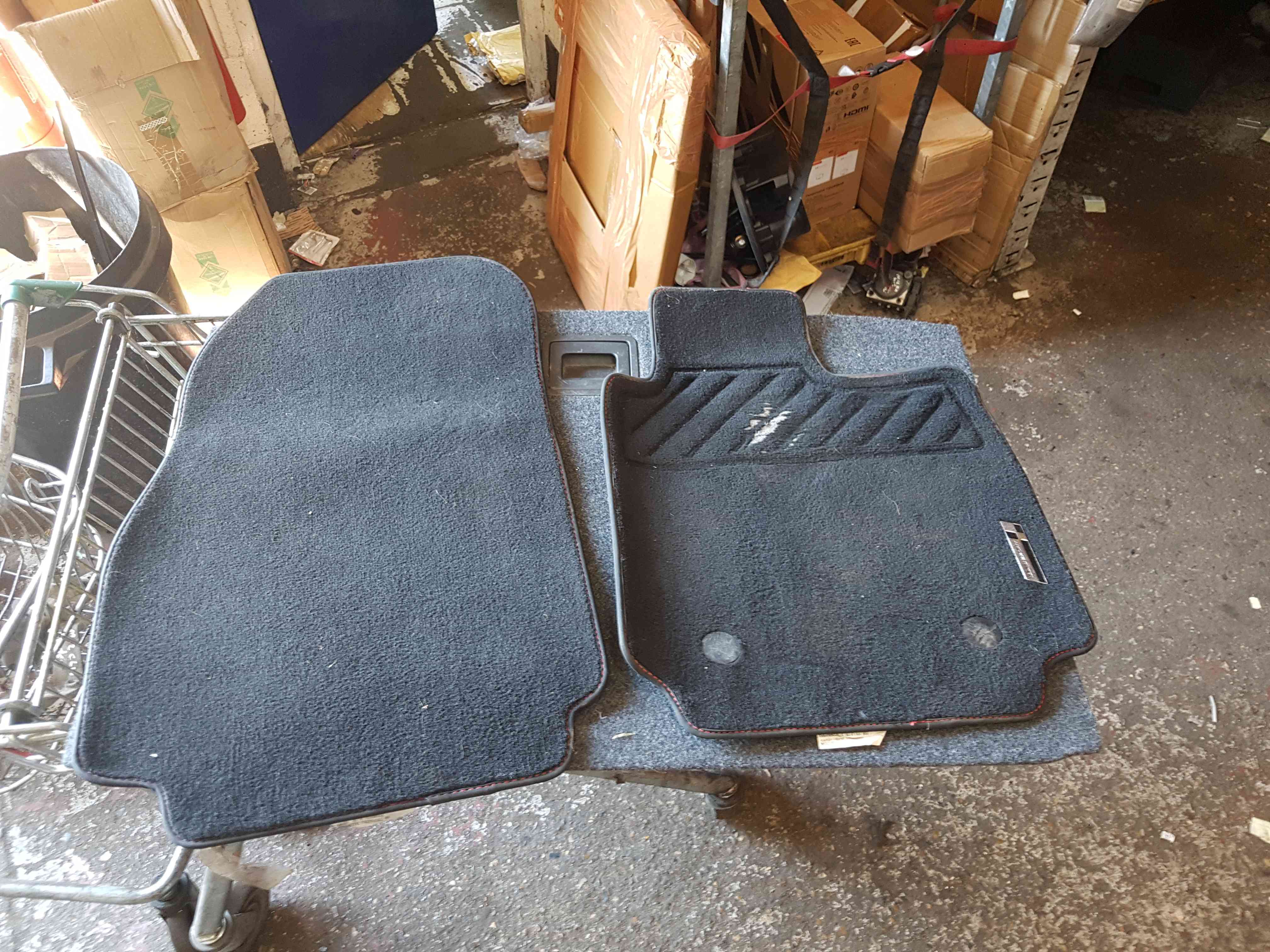 Thumb 9 Renault Clio MK4 2013-2016 Floor Carpet Mats Front Driver Passenger WORN