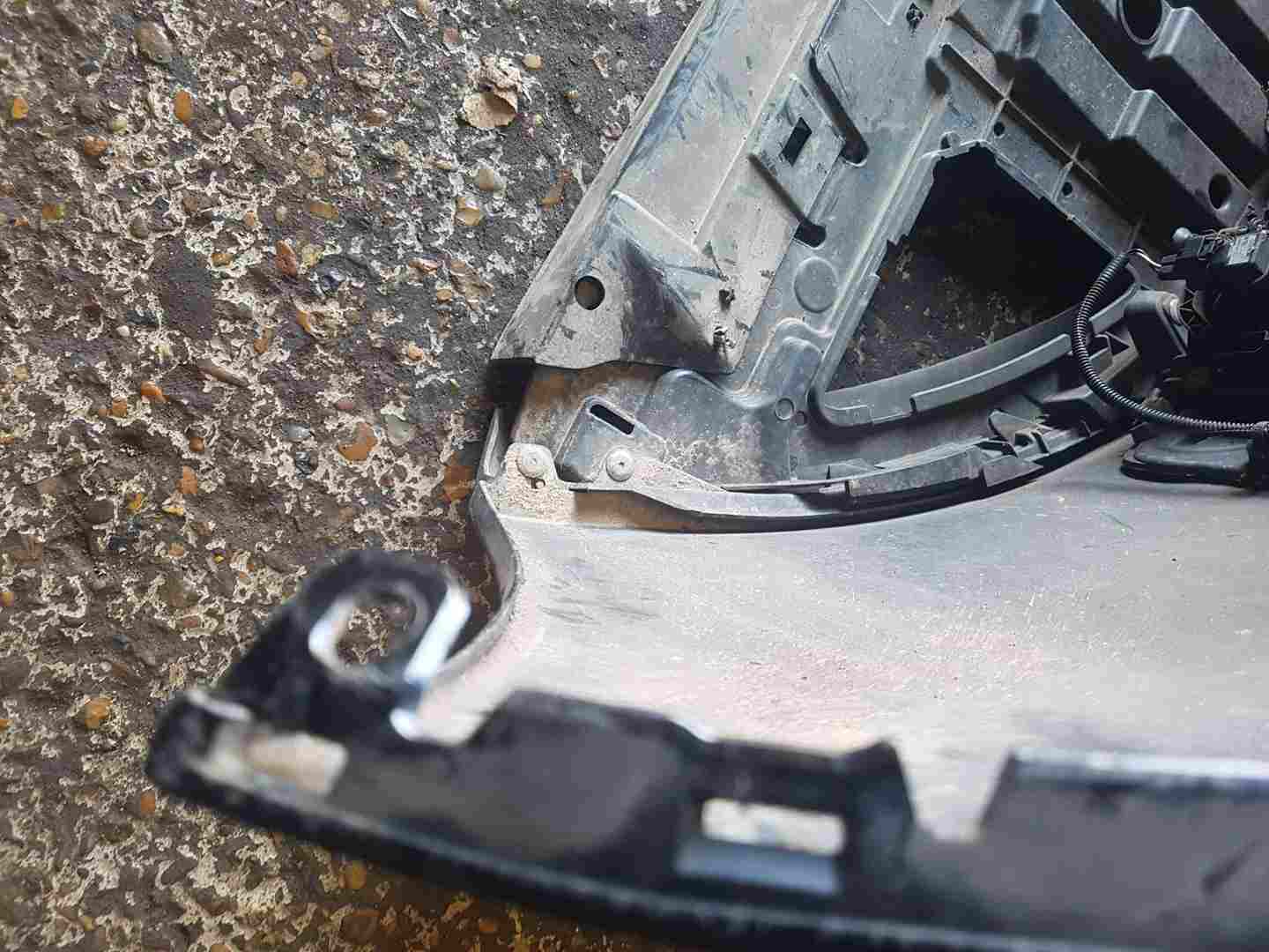 Thumb 4 Renault Clio MK4 2013-2016 Front Bumper Black Tegne