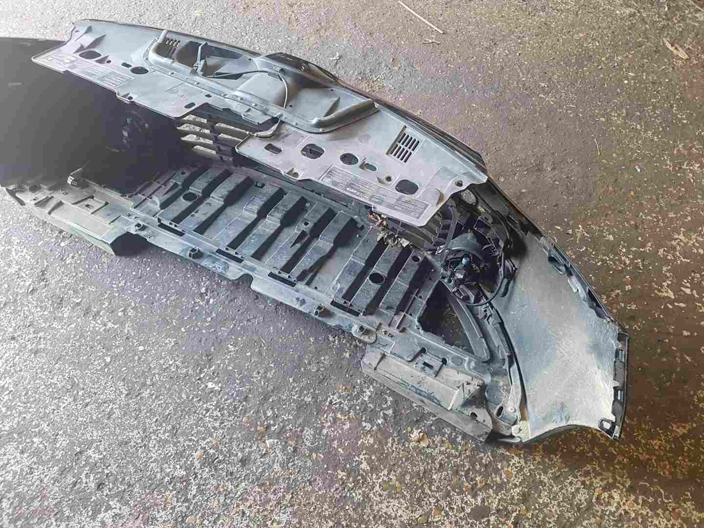 Thumb 5 Renault Clio MK4 2013-2016 Front Bumper Black Tegne