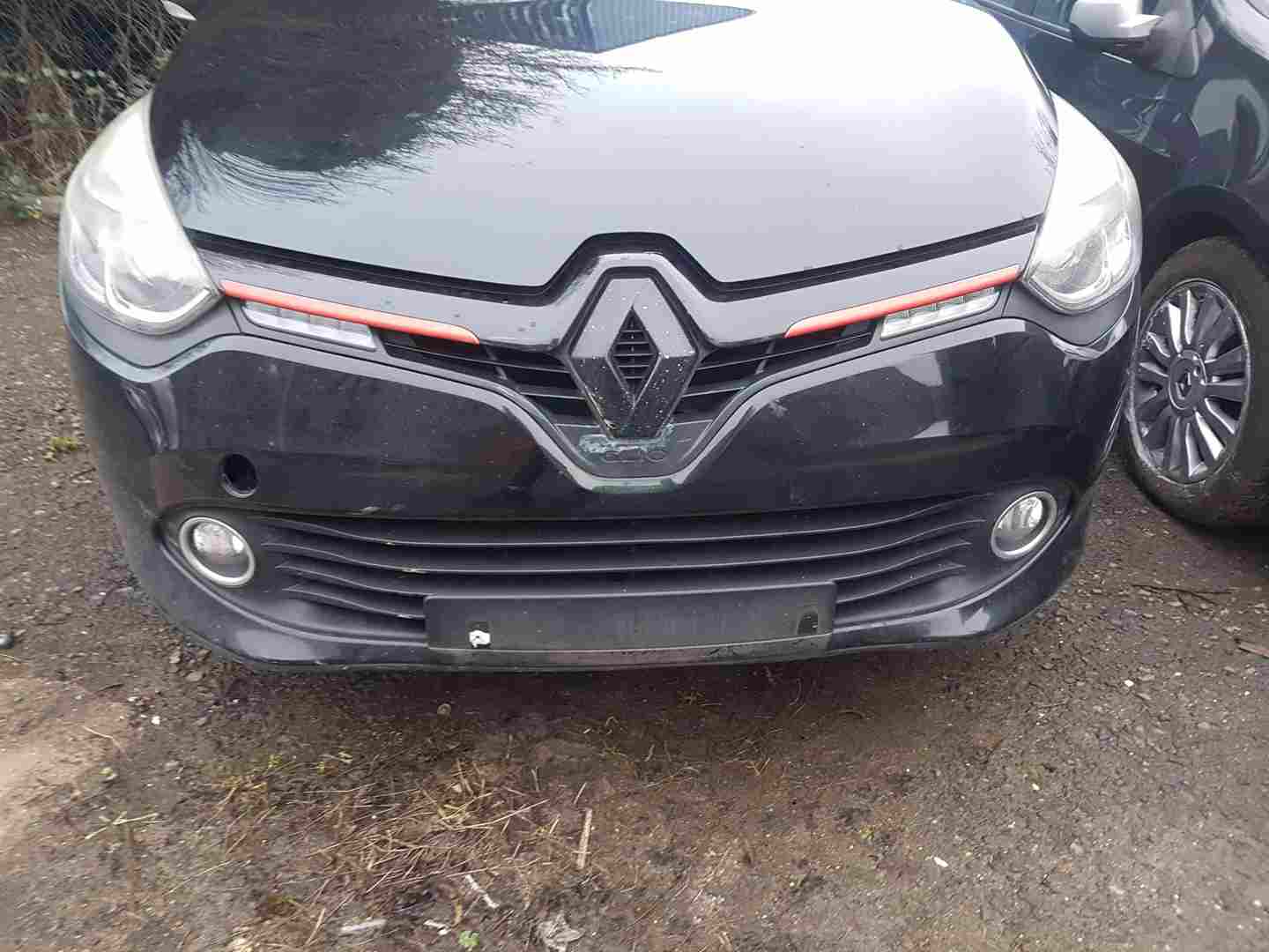 Thumb 7 Renault Clio MK4 2013-2016 Front Bumper Black Tegne