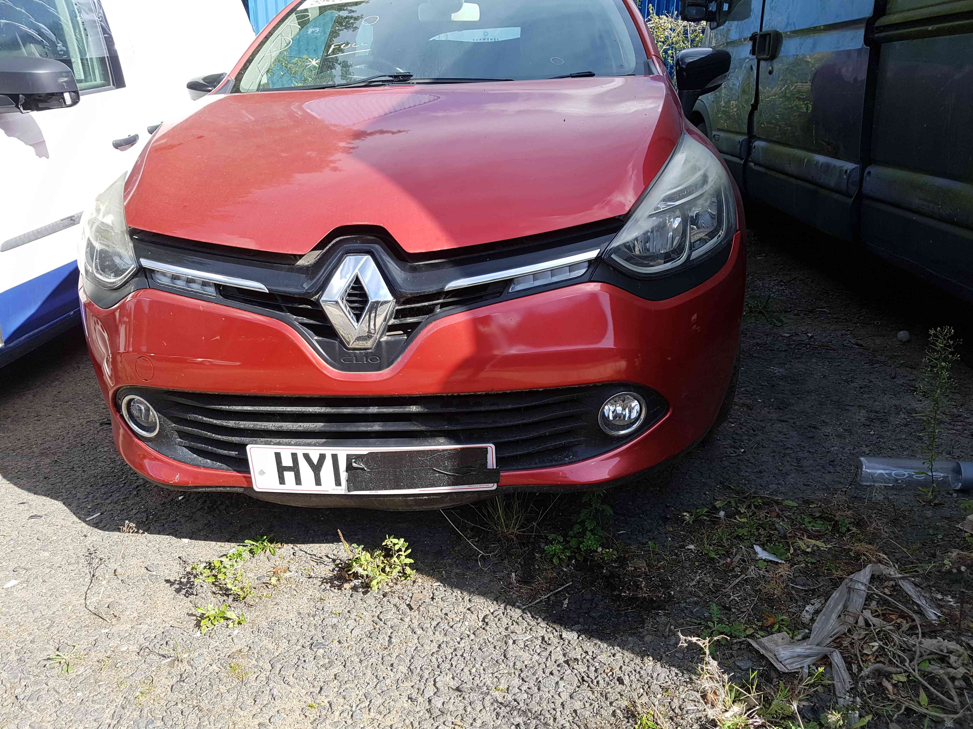 Thumb 2 Renault Clio MK4 2013-2016 Front Bumper RED Tennp Grill Lower Top+ Lights