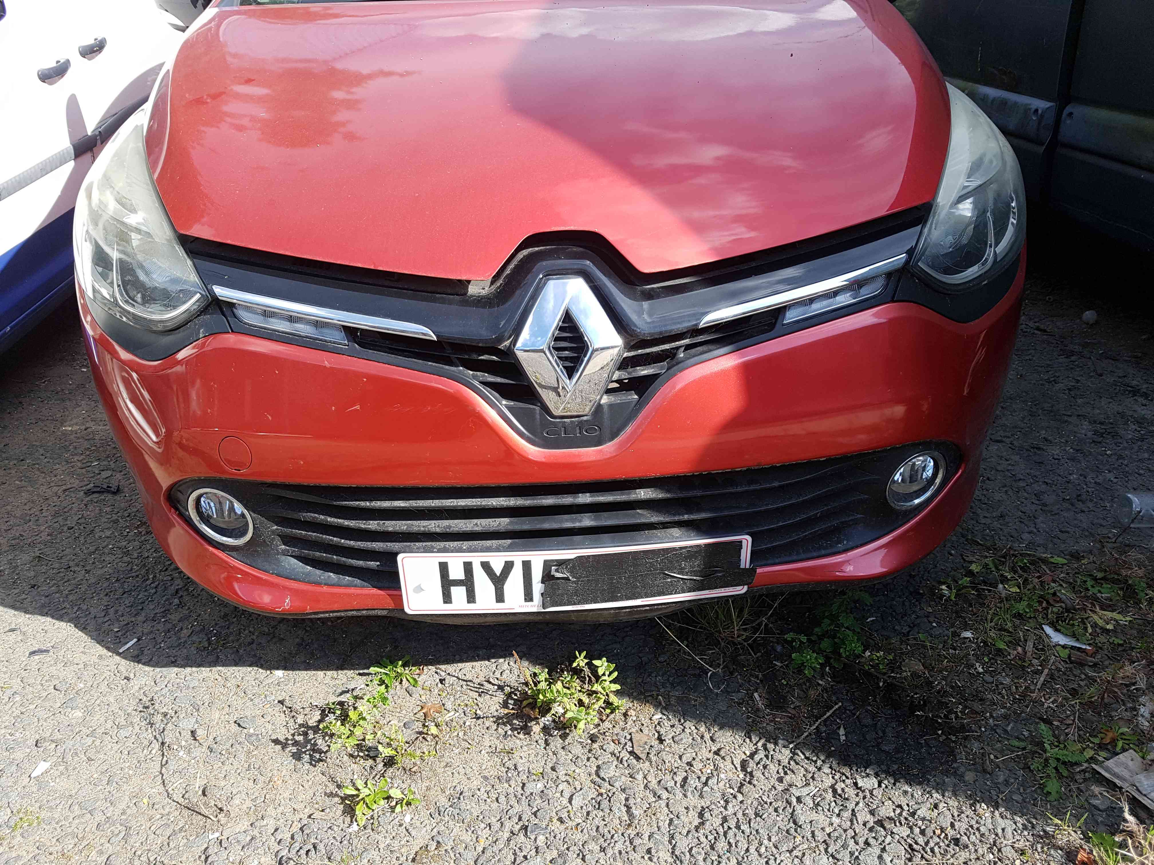 Thumb 7 Renault Clio MK4 2013-2016 Front Bumper RED Tennp Grill Lower Top+ Lights