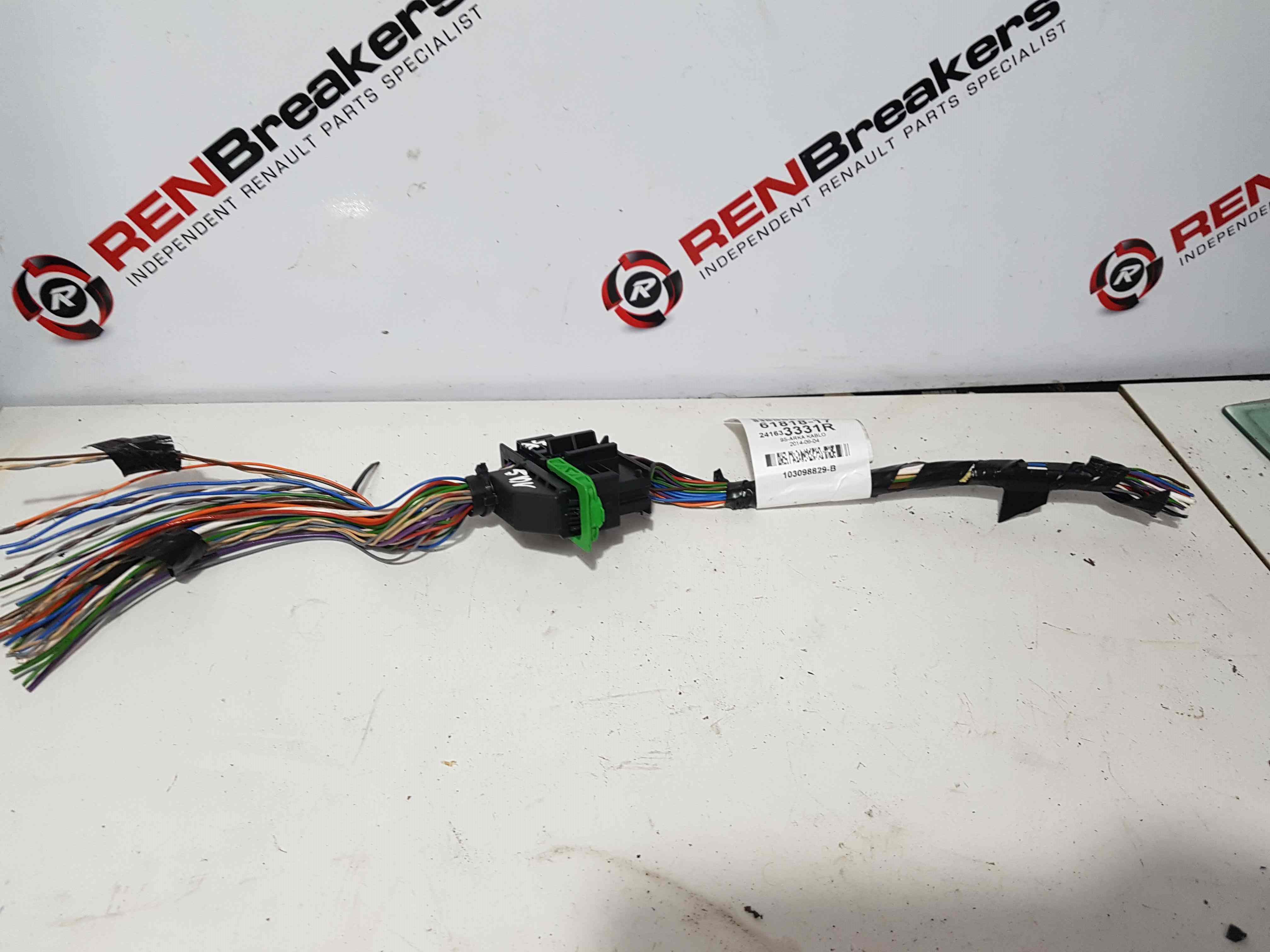 Thumb 2 Renault Clio MK4 2013-2016 Front To Back Passenger NSF Loom Plug Connector 5Dr