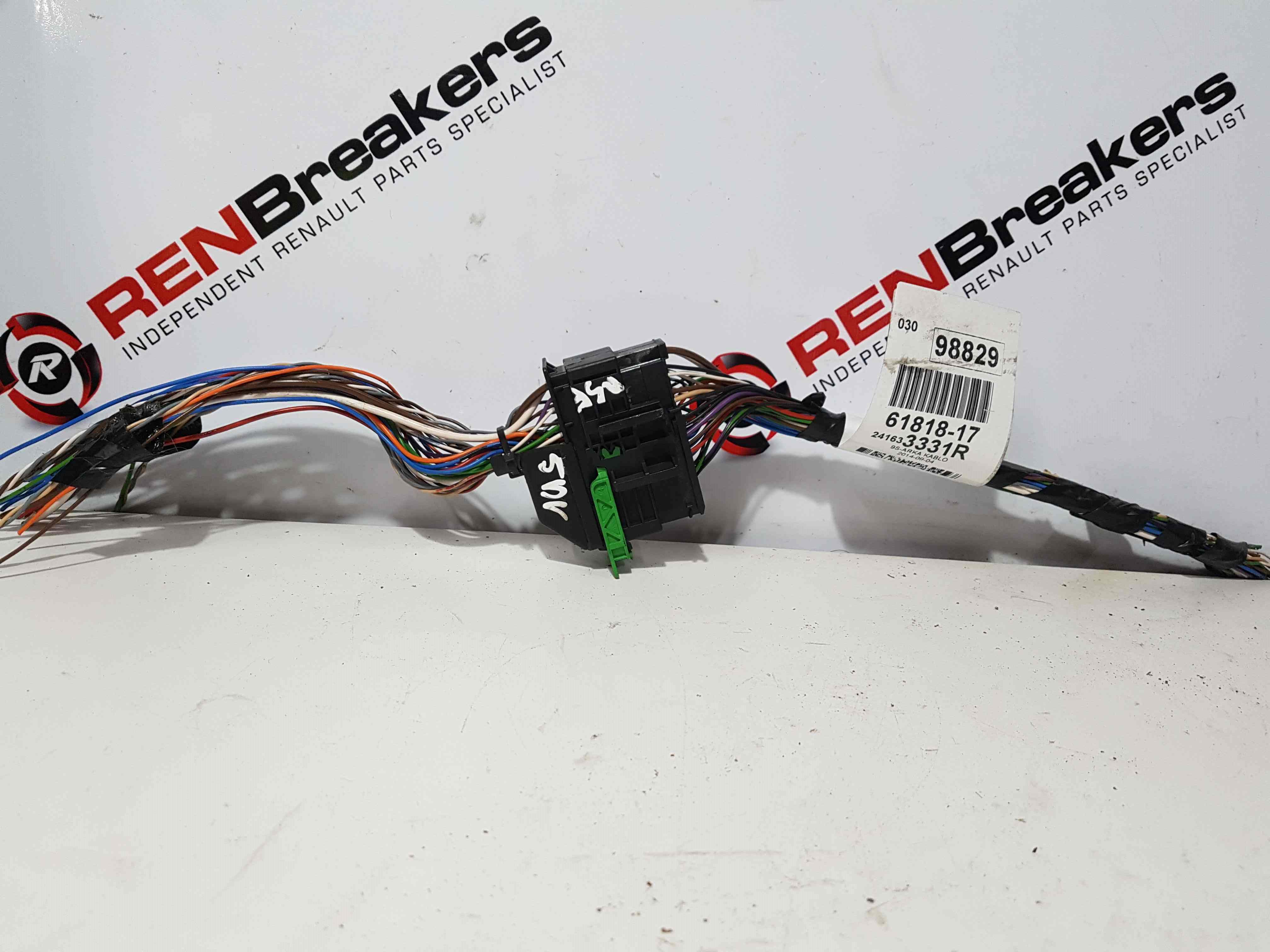 Thumb 9 Renault Clio MK4 2013-2016 Front To Back Passenger NSF Loom Plug Connector 5Dr