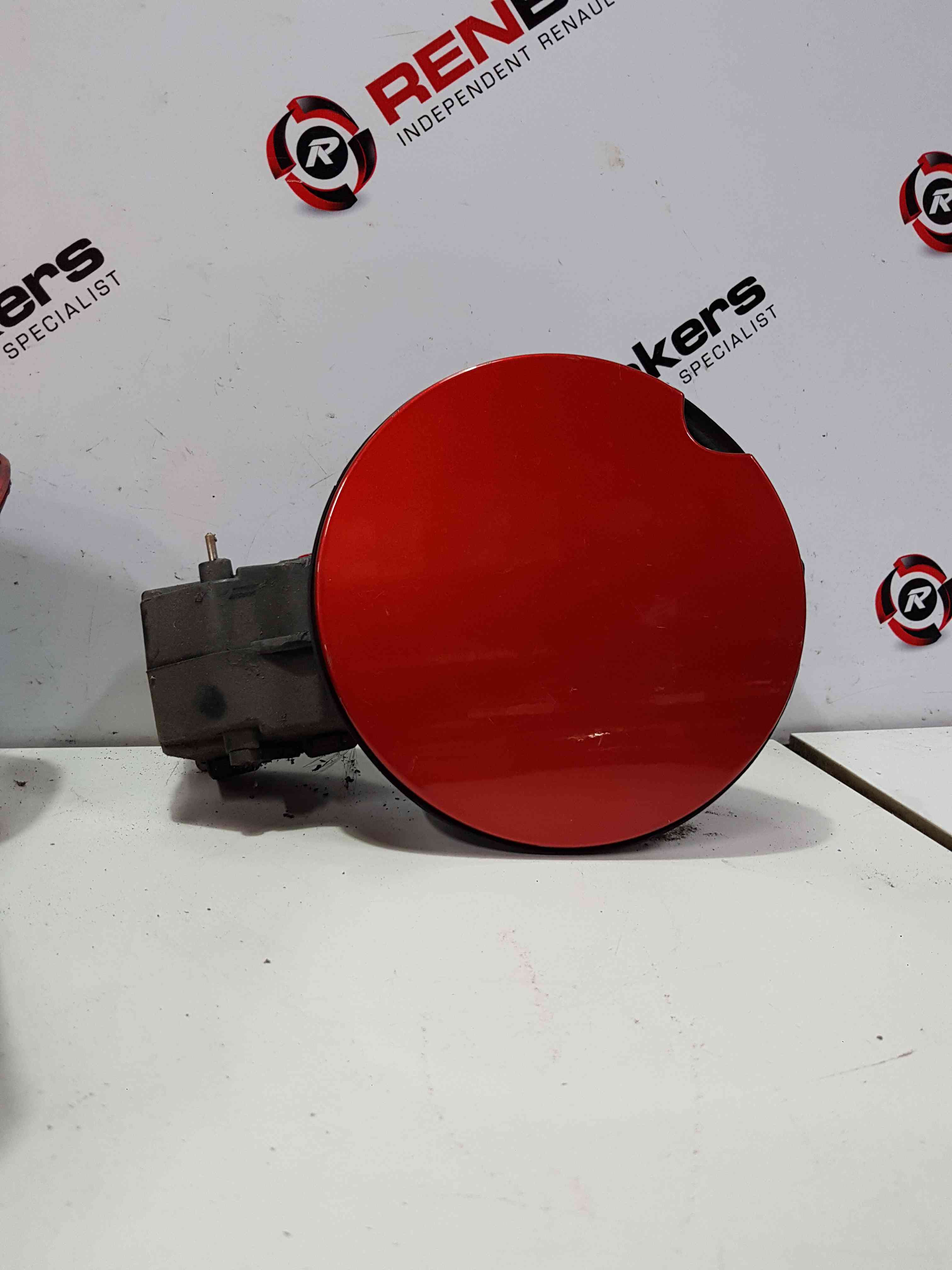 Thumb 2 Renault Clio MK4 2013-2016 Fuel Flap Cover RED Tennp Rs Sport