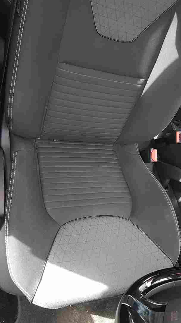 Thumb 2 Renault Clio MK4 2013-2016 Driver   Passenger Seats Front Chairs black grey