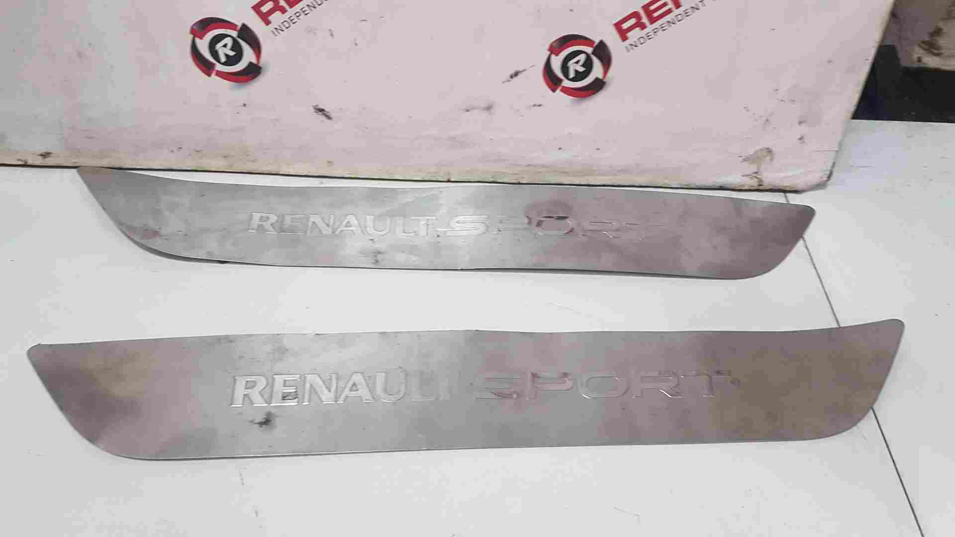 Thumb 2 Renault Clio MK4 2013-2016 Inner Door Sill Moulding Renault Sport x2 768538024R