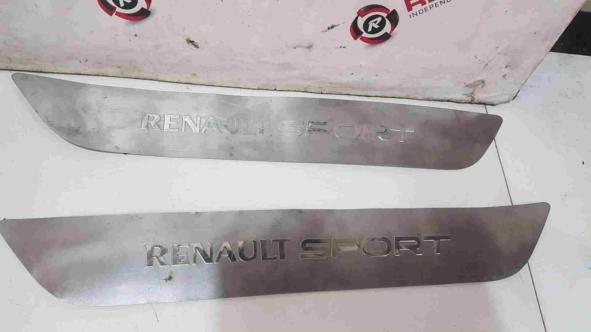 Renault Clio MK4 2013-2016 Inner Door Sill Moulding Renault Sport x2 768538024R