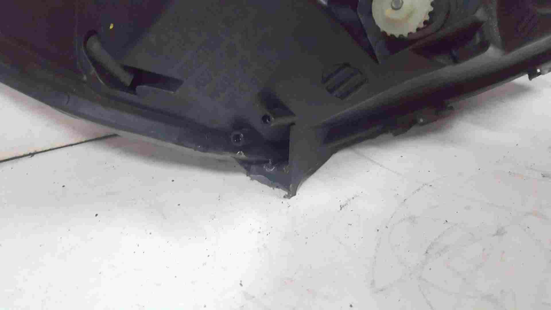 Thumb 6 Renault Clio MK4 2013-2016 Passenger NSF Front Headlight Spares Black   Chrome