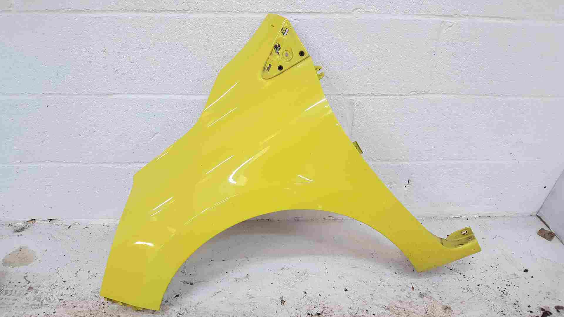 Thumb 2 Renault Clio MK4 2013-2019 Passenger Ns NSF Wing Quarter Panel Yellow Ovenw