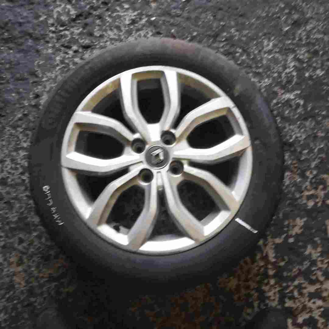 Renault Clio MK4 2013-2019 Alloy Wheel + Tyre 195 55 16 8mm Tread 403002742R