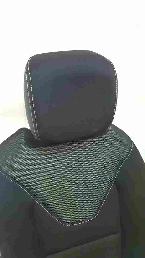 Thumb 3 Renault Clio MK4 2013-2019 Drivers OSF Front Seat Chair 5Dr Black + AB + Buckle