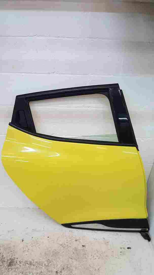 Thumb 3 Renault Clio MK4 2013-2019 Drivers OSR Rear Door Yellow Ovenw