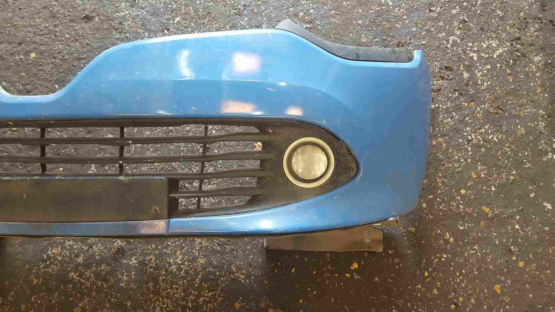 Thumb 4 Renault Clio MK4 2013-2019 Front Bumper Blue Ovrpj