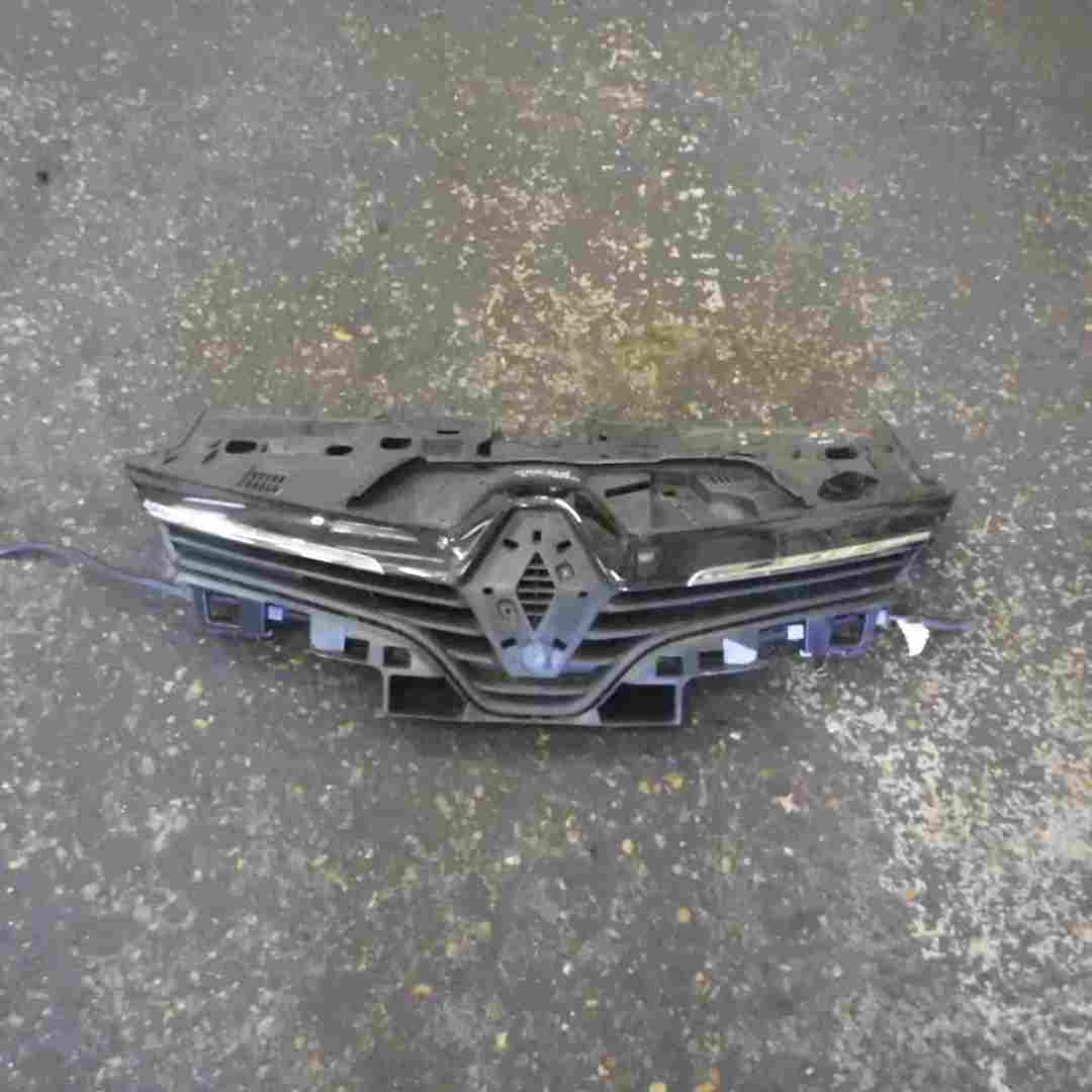 Renault Clio MK4 2013-2019 Front Bumper Grill Insert Gloss Black