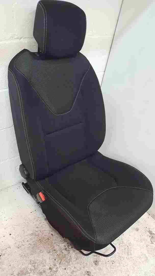 Thumb 2 Renault Clio MK4 2013-2019 Passenger NSF Front Seat Chair 5Dr Black Ab + Buckle