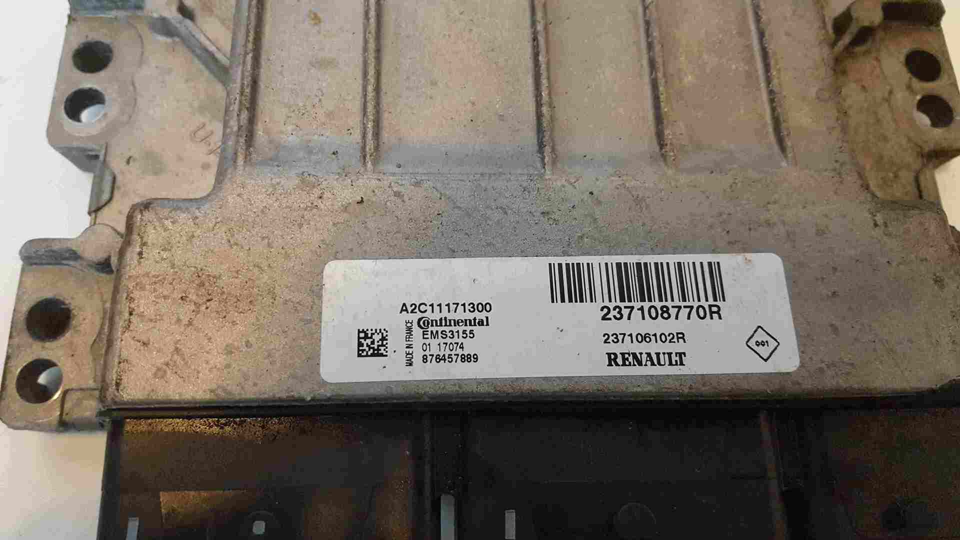 Thumb 2 Renault Clio MK4 2013-2018 1.2 Engine Control Unit ECU Computer 237108770R