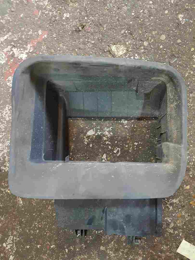 Thumb 2 Renault Clio MK4 2013-2018 1.5 DCI Radiator Intercooler AIR Duct Scoop