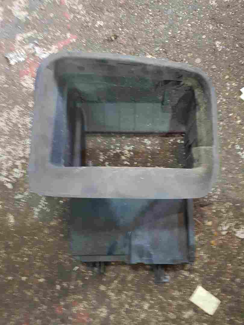 Thumb 4 Renault Clio MK4 2013-2018 1.5 DCI Radiator Intercooler AIR Duct Scoop