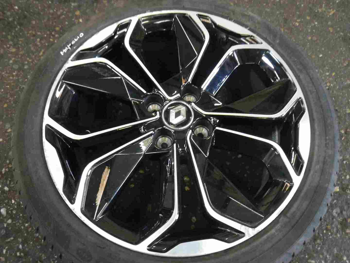 Renault Clio 2004 Alloy Wheels
