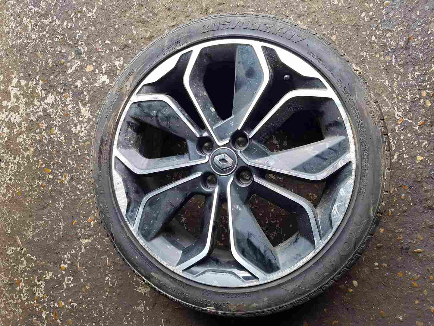 Renault Clio MK4 2013-2018 Alloy Wheel Optemic 403001878R 17inch 3/5 205 45 17
