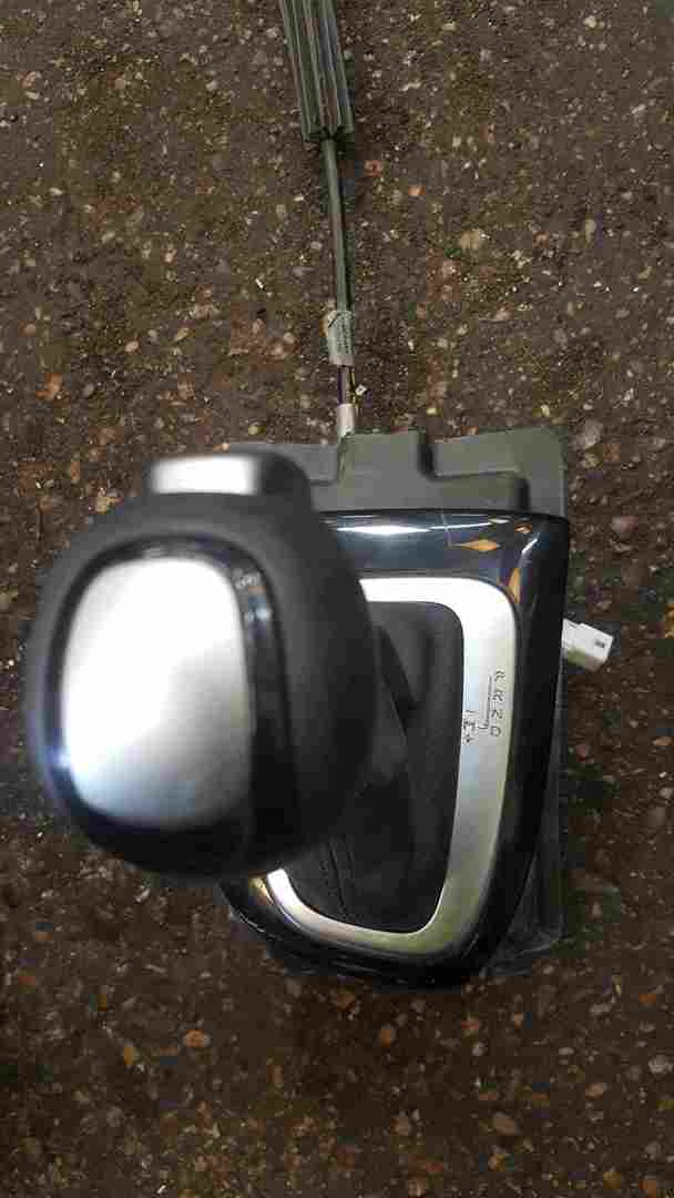 Thumb 2 Renault Clio MK4 2013-2018 Automatic Gearstick Mechanism 341083971R